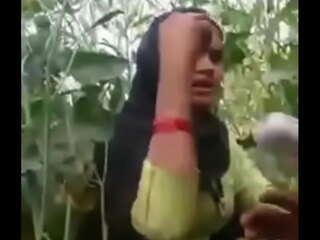 Ινδική κορίτσι desi XXX βίντεο ακούγεται σε Χίντι